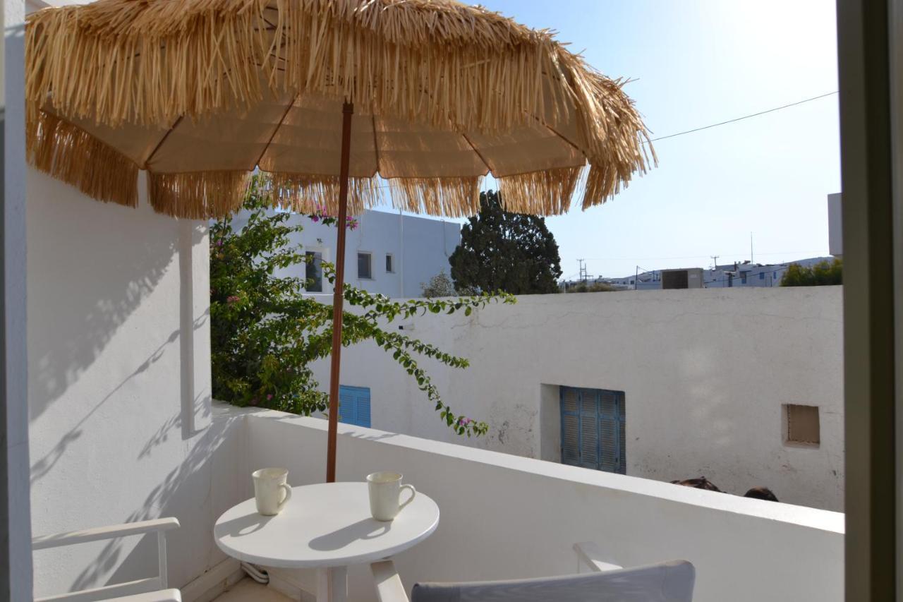 Artemis Hotel Antiparos Bagian luar foto