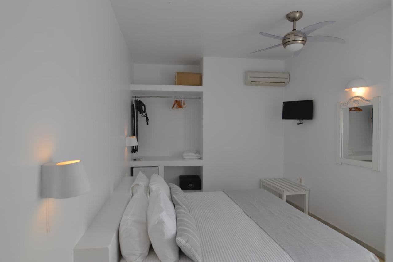 Artemis Hotel Antiparos Bagian luar foto