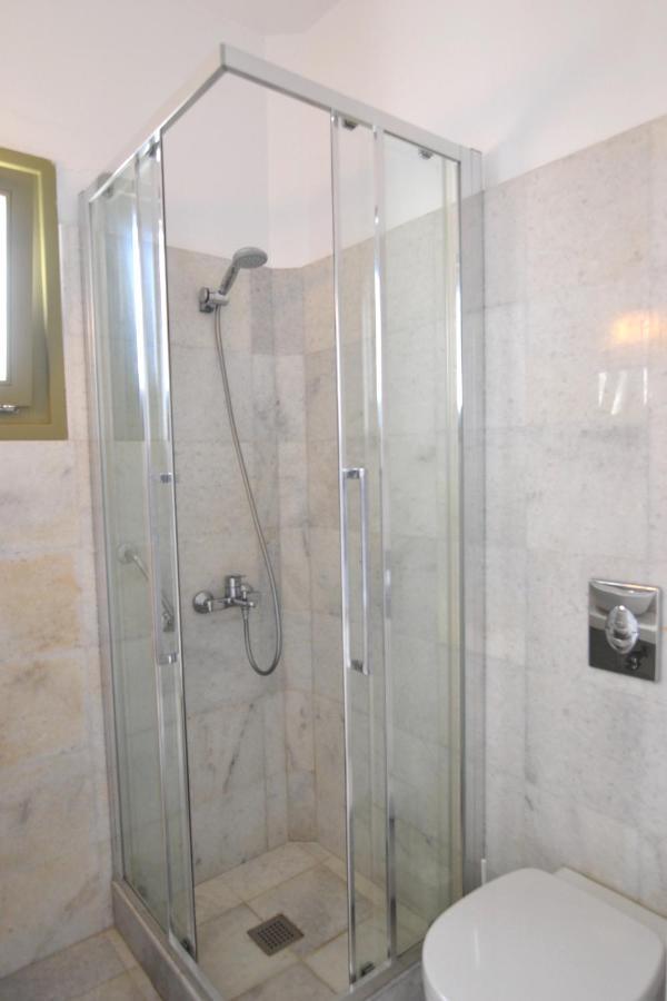 Artemis Hotel Antiparos Bagian luar foto