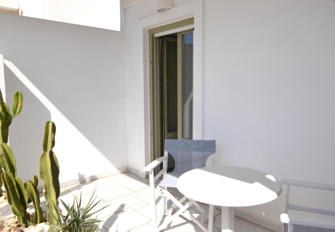 Artemis Hotel Antiparos Bagian luar foto