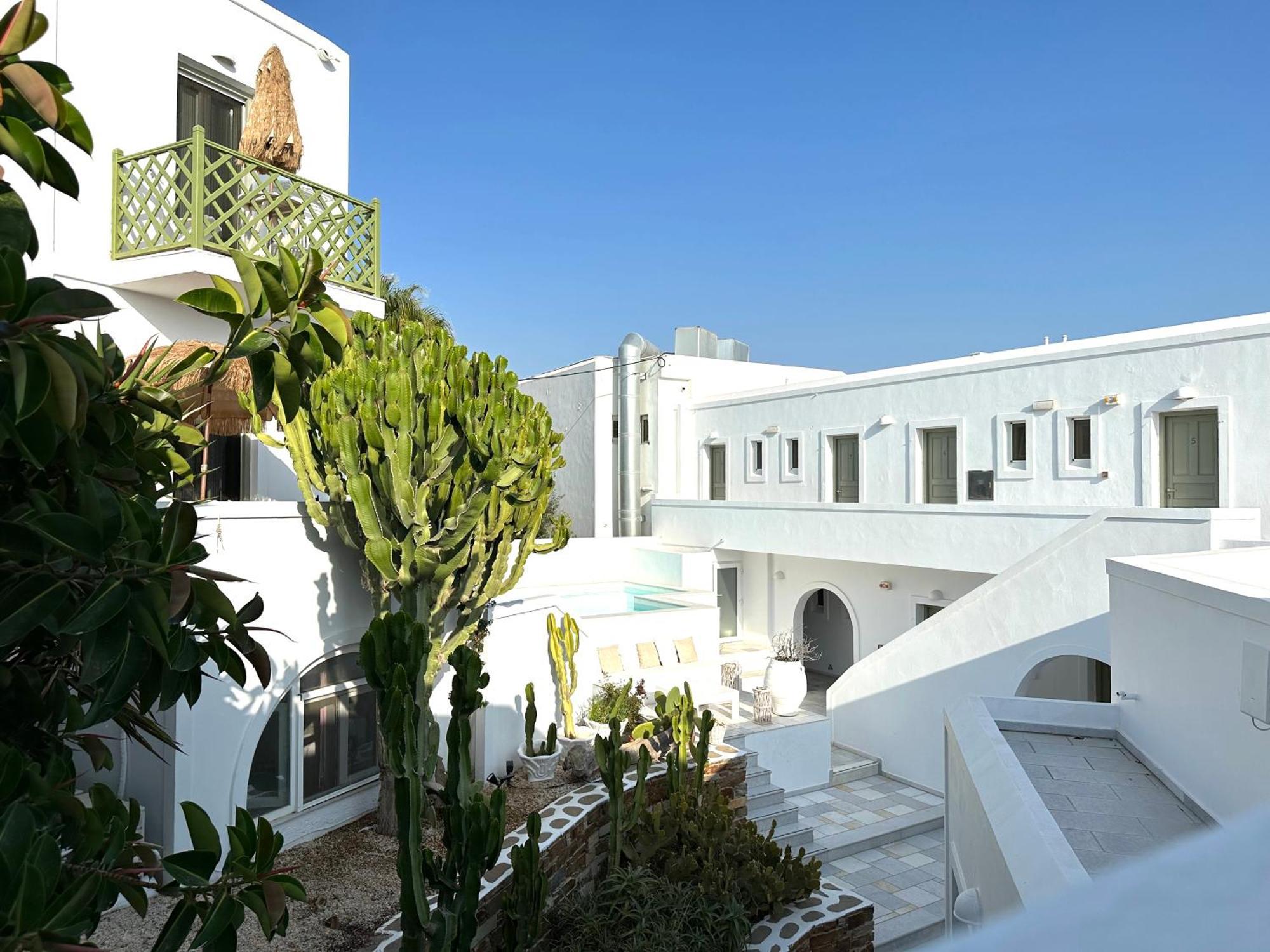 Artemis Hotel Antiparos Bagian luar foto