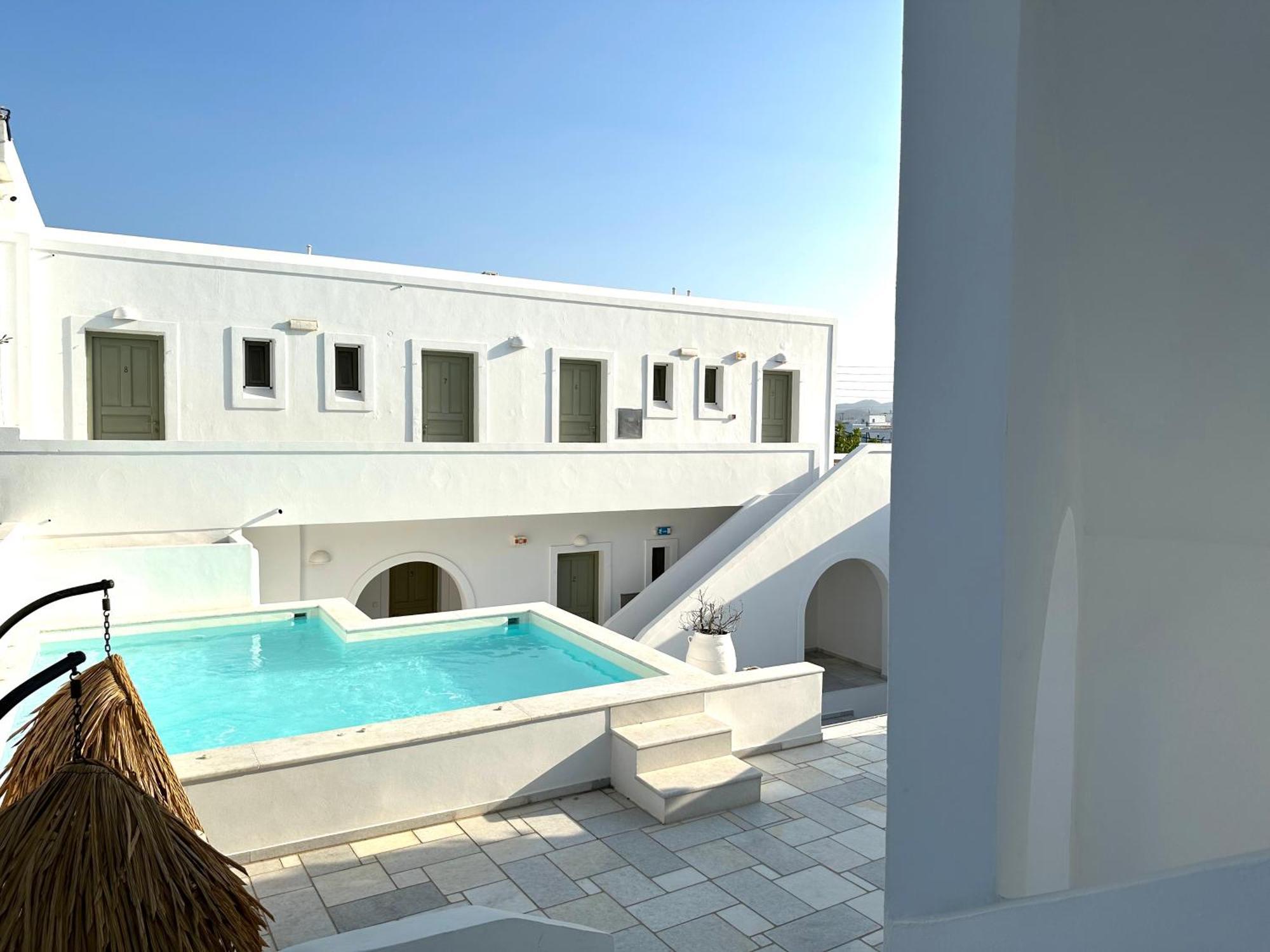 Artemis Hotel Antiparos Bagian luar foto
