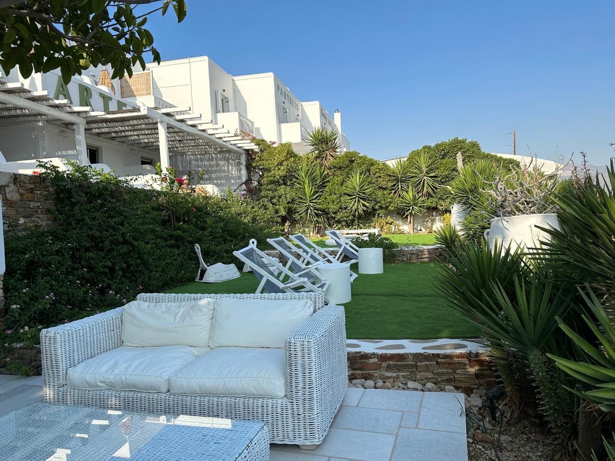 Artemis Hotel Antiparos Bagian luar foto