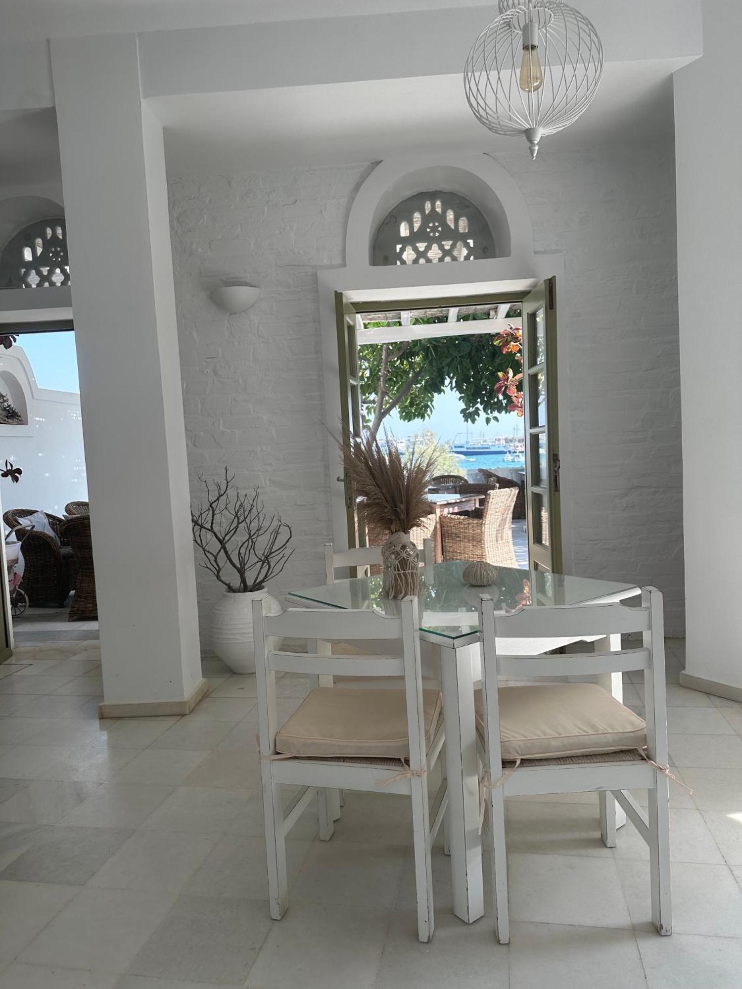 Artemis Hotel Antiparos Bagian luar foto