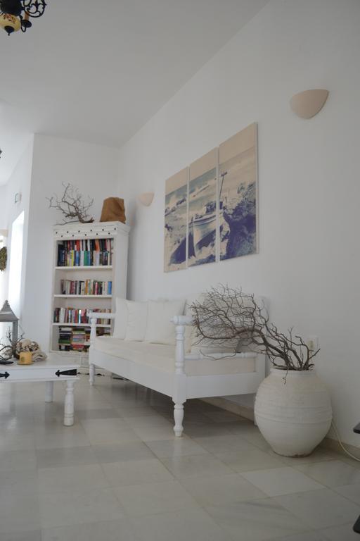 Artemis Hotel Antiparos Bagian luar foto